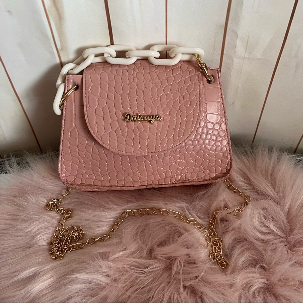 Pink Croc-Embossed Chain Bag - Picture 2 of 8